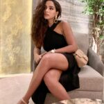 Tuhina Das Instagram - And why should I come to your party??? #blackdress #instagram #picoftheday #duskygirl #love#dressup #tuhinadas#trendingsongs #kolkatadiaries #mumbai #actor#partywear Kolkata city of joy