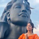 Ulka Gupta Instagram - ॐ नमः शिवाय 💕 #isha ✨ @adiyogi.official Adiyogi