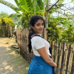 Ulka Gupta Instagram - When you’re in the cleanest village of Asia, you don’t just see cleanliness you feel it too 🦋 #mawlynnong #meghalaya #traveldiaries Mawlynnong Village