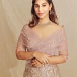 Upasana Kamineni Instagram - This Sankranthi for me all is about celebrating motherhood & new beginnings for all of us 🤗 Happy Sankranthi ❤️ Styled by @anaitashroffadajania Wearing @taruntahiliani Jewellery by @kantilalchhotalal Assisted by @neonasanjaybahri Make up by @sandysartistry Photography by @arifminhaz