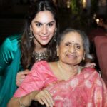 Upasana Kamineni Instagram - Entering motherhood with the blessings of the most important women in my life. ❤️ Missing athama. 🤗 Styled by @anaitashroffadajania Wearing @raw_mango Jewellery by @anmoljewellers Assisted by @neonasanjaybahri Make up by @zebahassan