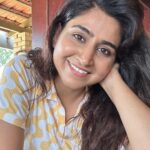 Varshini Sounderajan Instagram - Self obsessed! Btw how ur weekend going on???? #varshini #selflove #selfobsessed❤ #forest