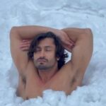 Vidyut Jammwal Instagram - Back to the basics! #ITrainLikeVidyutJammwal