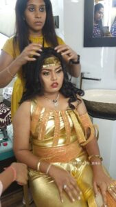 Vishnu Priya Instagram - Mark Anotony Silk Smitha Making Video Glimpse 
Look & like makeover by @bavibabu_mua Hairdo @achu_hairstylist 

So happy & glad to be a part of #markantony 
@ivishnupriyagandhi @actorvishalofficial @iam_sjsuryah @adhikravi 
.
.
.
.
.
.
.
.
.
.
.
.
.
#silk #silksmitha #recreation #chennaimakeupartist #chennaimua #bavibabu_mua #makeupartist #promakeupartist #proffesionalmakeupartist #markantony #sjsurya #reelsinsta #reelsinstagram