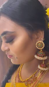 Vishnu Priya Instagram - M&H @ajay_artistry 

#recreation #silksmitha #maduraimua #maduraimakeupartistskin