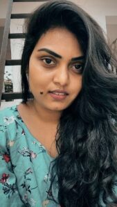 Vishnu Priya Instagram - Malare…❣️
.
.
.
#tamil #reels #tamilcinema #trendingsongs