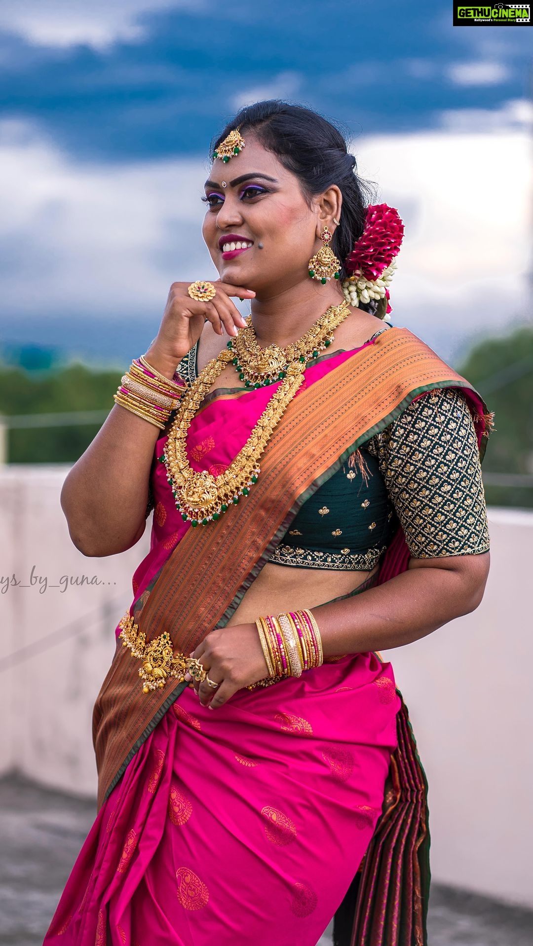 Vishnu Priya Instagram Traditional Look ️with This Song Chennai India Gethu Cinema 6506