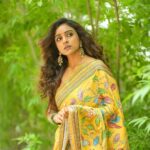 Vithika Sheru Instagram - 💛 Pc - @pixelaffinityphotography Saree - @madhoosclassic8 Earrings - @pretty.jewelbox