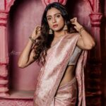 Vithika Sheru Instagram - So In Love This Saree 💕 @teamartviewworks @house_of_aakriti @passionate_studios