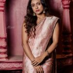 Vithika Sheru Instagram - So In Love This Saree 💕 @teamartviewworks @house_of_aakriti @passionate_studios