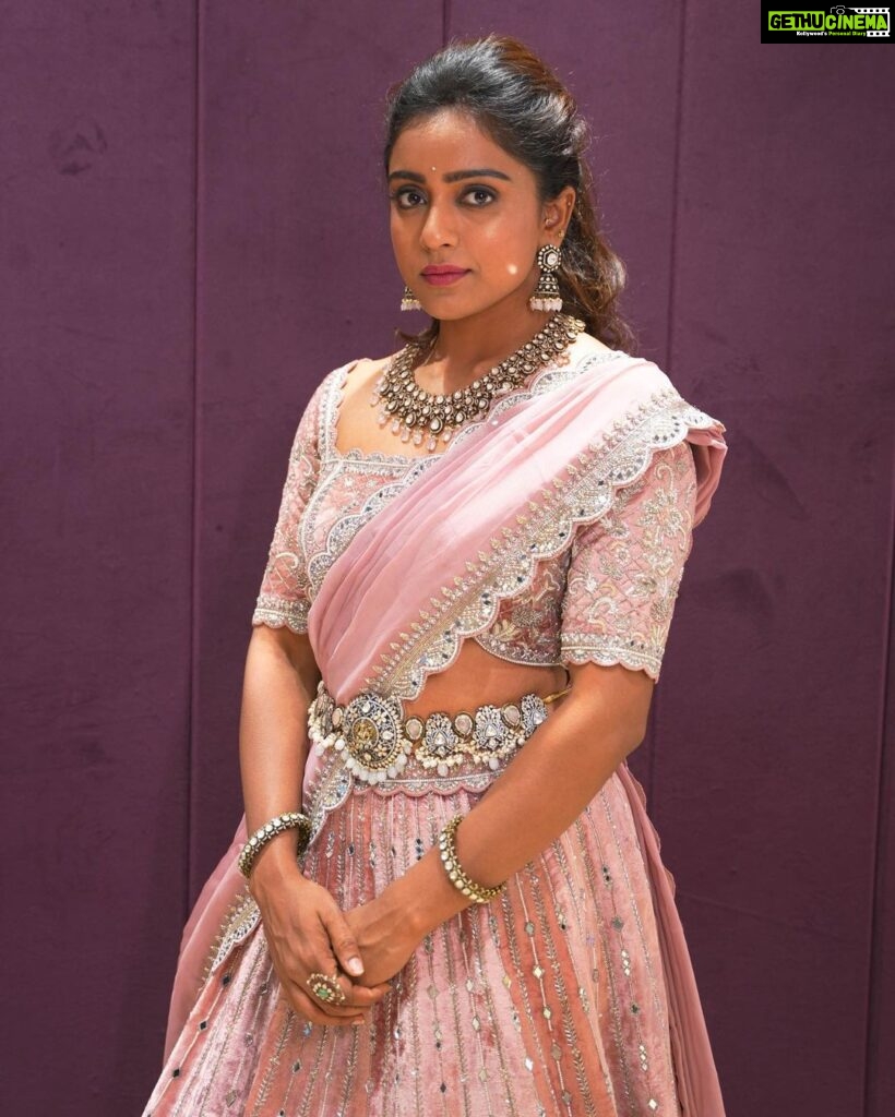 Vithika Sheru Instagram - Felt Like An Indian Barbie In @anushareddy.couture Pc - @pixelaffinityphotography M&H - @satishmakeupartist @shanthidia