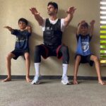 Vivek Dahiya Instagram - When I saw these two 10 yr old Messi fans wearing Ronaldo tees and perform push ups and squats in the right form with ease, I figured they love sports and workout and hence we will get along. Friends who train together, stay together! Vihaan and Diyaan have their own YT channel, go check it out.