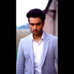Vivian Dsena Instagram - They Said It's A Trend; I Said Let's Do It My Way😉! #viviandsena #sartajsingh #udaariyaan #reelsinstagram