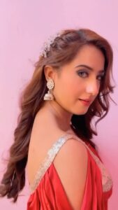Aalisha Panwar Instagram - Jhumka.. 💓💖

.

.

.

#jhumka #reelkrofeelkro #reelitfeelit #dance #trending #trendingreels #trendingsongs #saturdaymood
