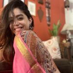Abhirami Venkatachalam Instagram - 💕 #life #love #live #happy #vibes #positivevibes #abhiramivenkatachalam #av #kannamma #instagram #instagood #instamood #instalove #instalike #chennai #home
