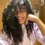 Abhirami Venkatachalam Instagram - Feel ma vibe 🤍✨ #smile #live #life #stay #cool #casuals #vibe #love #all #abhiramivenkatachalam #ammu #kannamma #instagood #instagram #insta #chennai #tamilcinema