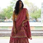 Abhirami Venkatachalam Instagram - Graganathai Nokki Nee odalam✨ Cinematography : @travelwithkannan In frame : @abhirami.venkatachalam Costume : @studio149 Jewellery : @mspinkpantherjewel Makeover : @chisellemakeupandhair & @irismakeupandhair Associate : @idle_works Music : @sarjunkm @sriradha_bharath #travelwithkannan #abhiramivenkatachalam #studio149 #runawaybride #train #chennai #costume #bridelook #bridelmakeup #studio #biggbosstamil #biggboss #fashionmodel #fashionweek #fashionistas #actress #tamilactress #fashiondesigners #metgala #voguemagazine #fashionphotography #indianrailways #réel #reelitfeelit❤️❤️ #instagramreels #instareels #instareel #realismag #viralreels #trendingreels Chennai, India