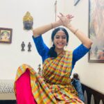 Abhirami Venkatachalam Instagram - Fun putting thalam like a pro but when it goes flop , sirichu mazhupifying 🤣 then comes the posing ... as usual PC- amma 😘 #dancer #life #fun #enjoy #every #moment #live #fullest #keepsmiling #positive #selflove #hugs #saree #traditional #abhiramivenkatachalam #ammu #yourstruly #chennai #instagram #insta #tamilcinema
