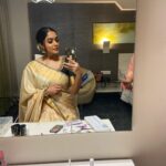 Abhirami Venkatachalam Instagram - Mirror selfie always gives you what you want 🤍🌸 loved the complete look ... thanks my darlings @sakthi.makeover & @deetyaboutique ... and @indian_media_works always love to be a part of whatever you ppl do... thanks for the doctorate too... means the world to me 🤍🤍🤍 #saree #traditional #smile #hugs #positive #vibes #happy #vibes #mirror #selfie #abhiramivenkatachalam #ammu #yourstruly #kannamma #insta #instagram #instagood #instalikes #instalife #chennai #coimbatore #tamilcinema