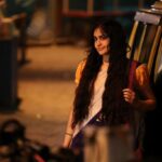 Adah Sharma Instagram - 3 din aur 4 ghante mein aap kitne samose kha sakte ho?  Samose Khao, barish mein dance Karo , kissi ko na chedo , na satao aur #KaliKaliZulfonKe dekho , suno aur enjoy Karo ❤️💃🐈‍⬛🐜🐘🥷🖤🖤🖤🖤 #tseries #BhushanKumar @ghuggss @jubin_nautiyal @rochakkohli @theofficialnusrat @abhishek_as_it_is @adil_choreographer @rajchanana @shivamchanana @sanjoyd