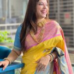 Addite Shirwaikar Malik Instagram - I choose classic😍 #desigirl #festive Saree credits Styled by @pratikshachandak Assisted by @m_shalini.stylist Saree by @narayaniweavesbyramya Jewellery by @aquamarine_jewellery
