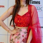 Aditi Gautam Instagram - @anishashettyofficial @timesfashionweek . . . . . . . #reels #reelitfeelit #fashionweek #fashionweekstyle #fashionshow #rampwalk #fashionevent #mumbaibased