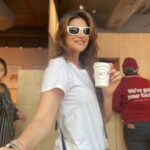 Aditi Gautam Instagram - An eventful morning with @pret.india . . . . . . . . . #pret #coffeeislove #coffeemoment #freshcoffee #caffeinated #dailycoffee #morning #mycoffee