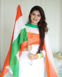 Aditi Gautam Instagram - Desh Mera Rangila 🇮🇳
.
.
.
.
.
.
.
.
.
#republicday #republicdayindia #republicday2023 #india #indianarmy #patriots #indianflag #india #suit #ottd #indianattire #explorepage