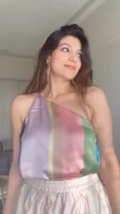 Aditi Gautam Instagram - A transition after so long!
.
.
.
.
.
.
.
.
.
.
.
#reels #reelsindia #trending #explore #viralreels #transitionreels #instasmiles #instahair #smile #skincareroutine #transition #reel #facialexpression #feelingpretty