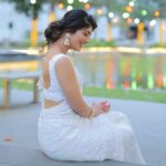 Aditi Prabhudeva Instagram - PEACE , LOVE & HAPPINESS 🤍 . . . 💄 @artistryby_priyankaharish 👗 @rentyourlook_by_chandangowda 📸 @pavenfotography