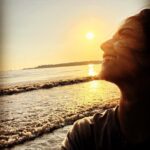 Aditi Sharma Instagram - 🌞 ✨ selfie ❤️ #fridaymood #gratefulheart 🎊
