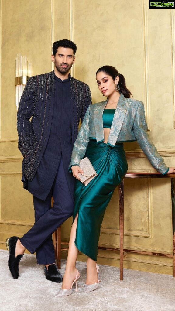 Aditya Roy Kapur Instagram - All about the glitz and glamour ✨. Introducing #ALDOIndia’s latest Festive collection featuring stars @adityaroykapur and @janhvikapoor. Shop their top picks during this festive season for ultimate style and comfort, available now across India. #ALDOCrew