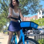 Aisha Sharma Instagram - End of hot girl summer 🤷🏽‍♀️#nofilterneeded #nofilter Wicker Park, Chicago