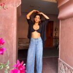 Aisha Sharma Instagram - Oh the habits of my heart I can't say no #weekend #weekendvibes Narender Bhavan, Bikaner