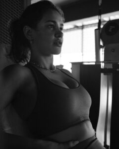 Aisha Sharma Instagram - Time is your biggest ally .
📸 - @mikedesir 
#blacknwhite #photo #mondaymotivation #monday #nophotoshop #nofilterneeded