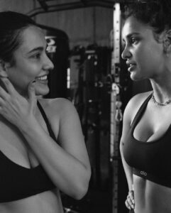 Aisha Sharma Instagram - Around neha I am bouncing off the walls like a kid who’s eaten too much sugar 😆🤓 . That’s us #sharmasisters 
@nehasharmaofficial 
📸 - @mikedesir #blacknwhite #photograph #siblings #bestfriends #bestie #ﬁtness