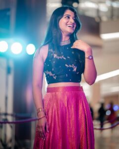 Aishani Shetty Instagram - All about last evening 💕

📷 @shivs_snap 

@hondisibareyirimovie promotions 🎬