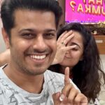 Aishwarya Sharma Bhatt Instagram - Hi everybody, meet my “TOOFAAN”😂😂😂 @aisharma812 #neilkiaish #neilbhatt #aishwaryasharma #trendingreels #reelitfeelit #funny #couplegoals