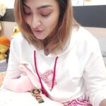 Akshara Reddy Instagram - Me trying to get the lyrics right 🤣🤣 "guggu the singer" 🤪😜🤣🙊