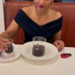 Akshara Reddy Instagram - Chocolate is GOD!! 🤤🤤🤤 MY LOVE FOR CHOCOLATES!! 🙈🙈 #chocolatecake #chocolate #Akshara #aksharabiggboss #Aksharareddy #guggupapa #taskqueen #guggu #biggboss5tamil #biggbosstamil #biggboss #beautyqueen #food #instafood #instareels