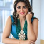 Akshara Reddy Instagram - Mua: @contourbynaveena Jewellery: @fineshinejewels Designer: @naziasyedofficial Photographer: @mohan_vallap