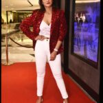 Akshara Reddy Instagram - Coach Exclusive preview of Spring / Summer collection.. Mau: @contourbynaveena Hair: @mani_stylist_ Wardrobe: @_.rubeenavogueofficial._ @rubyafroz80 #Akshara #aksharareddy #aksharabiggboss #bigbosss5tamil #biggbosstamil #guggu #guggupapa #fashion #model #coach