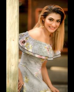Akshara Reddy Instagram - Mua: @contourbynaveena 
Hairstyle: @sita_makover
Photographer: @camerasenthil 

#Akshara #aksharabiggboss #Aksharareddy #guggupapa #taskqueen #guggu #biggboss5tamil #biggbosstamil #biggboss #beautyqueen #Fashion #shoots #getfitwithakshara