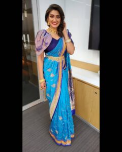 Akshara Reddy Instagram - Mua: @contourbynaveena 
Hair: @paviartistry_
Designer: @one_stitch_designs 
Jewellery: @fineshinejewels