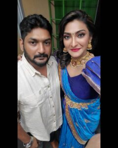 Akshara Reddy Instagram - Mua: @contourbynaveena 
Hair: @paviartistry_
Designer: @one_stitch_designs 
Jewellery: @fineshinejewels
