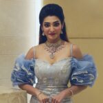 Akshara Reddy Instagram - TIMES OF INDIA's Times Fashion Feista Showstopper for KHAZANA JEWELLERY Presented by @khazanajewellery Powered by @rmkv_silks Wadrobe by @daisybridalofficial Choreography by @dalu_krishnadas @chennaitimestoi Mua: @sujeeshev Hair: @iconic_facialaesthetics Photo : @provoke_kannan Taj Coromandel Hotel, Chennai