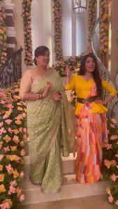 Anisha Hinduja Instagram - Ainnu puchoo 😂

#shootdiaries #bts #workmode #work #foryou #foryoupage #explore #fun #funny #funnyvideos #funnyreels #comedy #comedyvideos #comedyreels #reelsinstagram #reelitfeelit #reelkarofeelkaro #instamood #actorslife