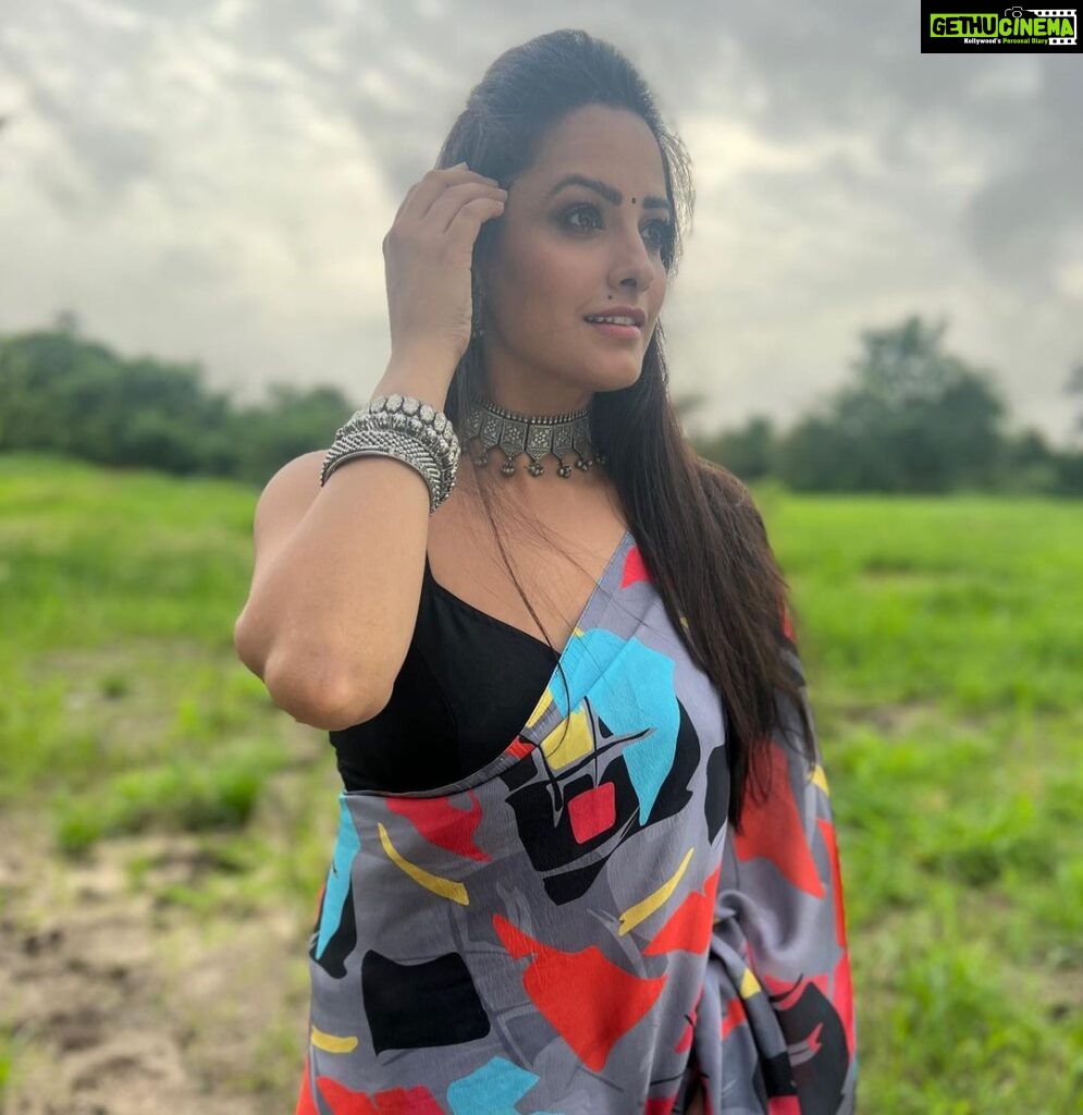 Anita Hassanandani Instagram - SareeStory 🍭