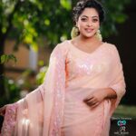 Anjali Rao Instagram - For such unique ready to wear sarees, casual and festive wear kurtis and lehengas, pls do check out @house_of_shrisha www.houseofshrisha.com Saree : @house_of_shrisha Photographer: @photography_como MUA : @neethu_unni_makeup_artist Organised by : @insta_glamoruz #HouseOfShriSha #BigLaunch #onlineboutique Kochi, India