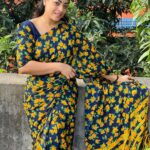 Anjali Rao Instagram - "Embracing the beauty of this print readymade saree gifted by @sthua_klothing , all while navigating a broken hand! Sometimes challenges lead to unexpected discoveries – draping this saree was a breeze with just a clip! ✨ @sthua_klothing Thank you for choosing me and being part of my journey. #FashionAndResilience #SareeStyle #friendshipgifts Chennai, India